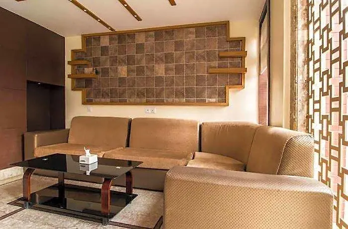 Cosy & Dine Hotel 3*