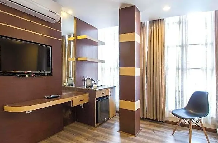 Cosy & Dine Hotel