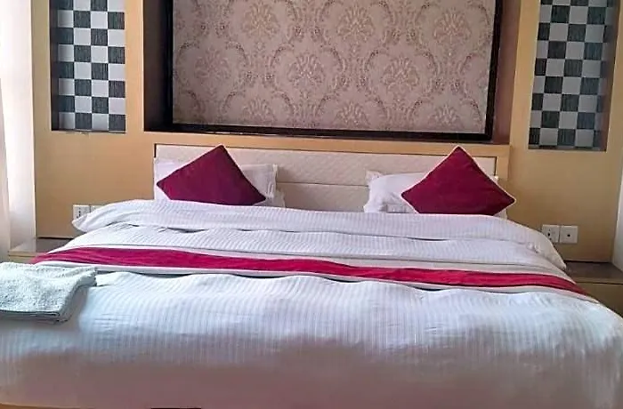 Cosy & Dine Hotel 3*