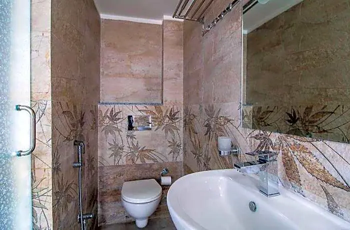 Cosy & Dine Hotel 3*